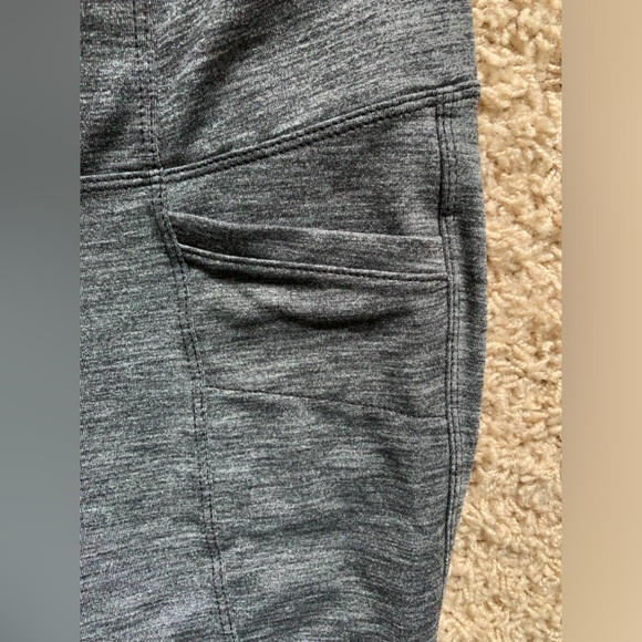 Grey Athleta Leggings, Size M - Picture 6 of 15